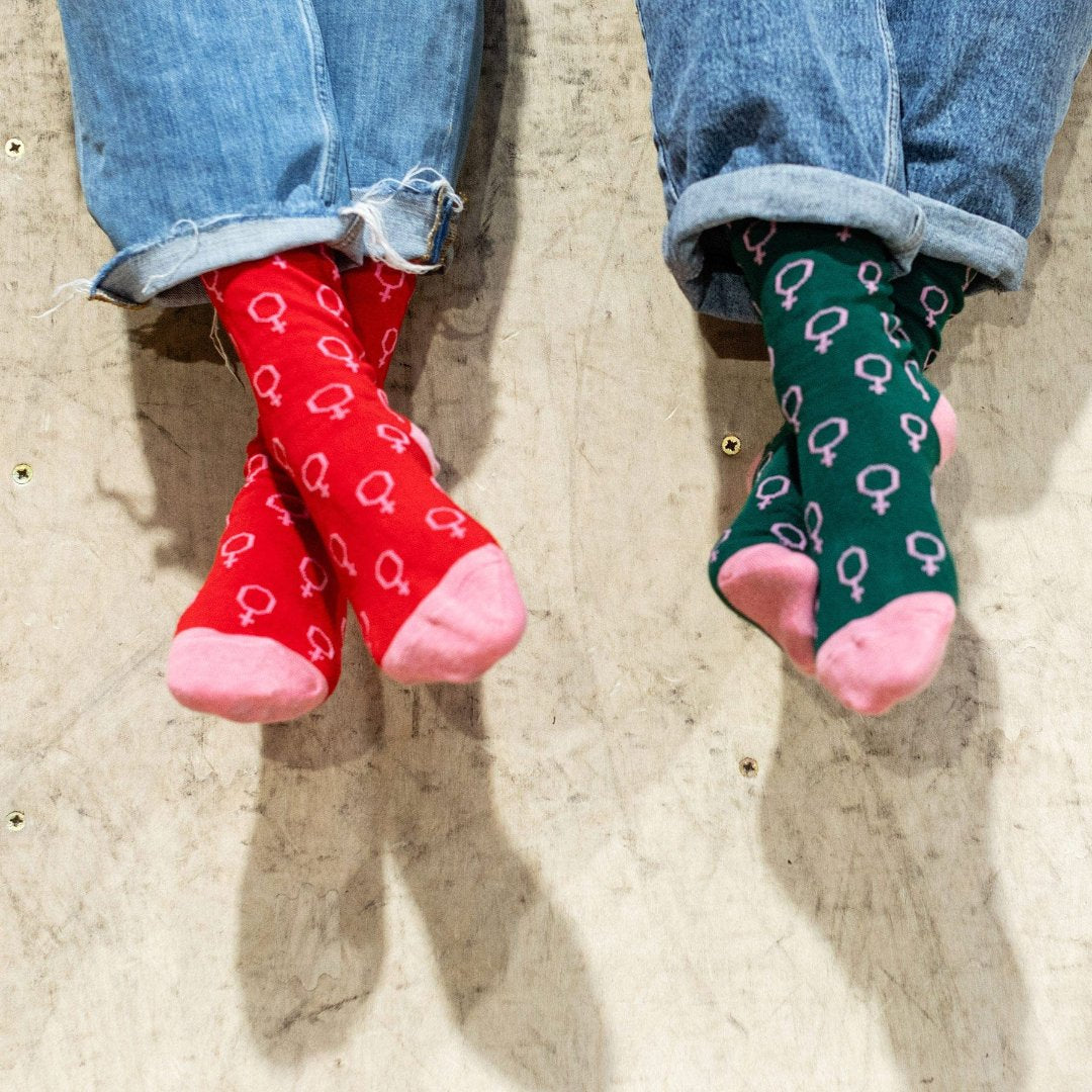 VENUS motif feminist socks Black & Beech