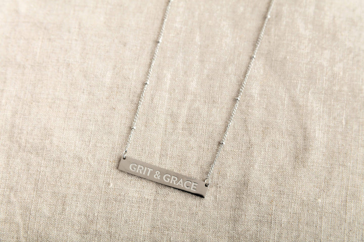 Grit & Grace necklace Black & Beech