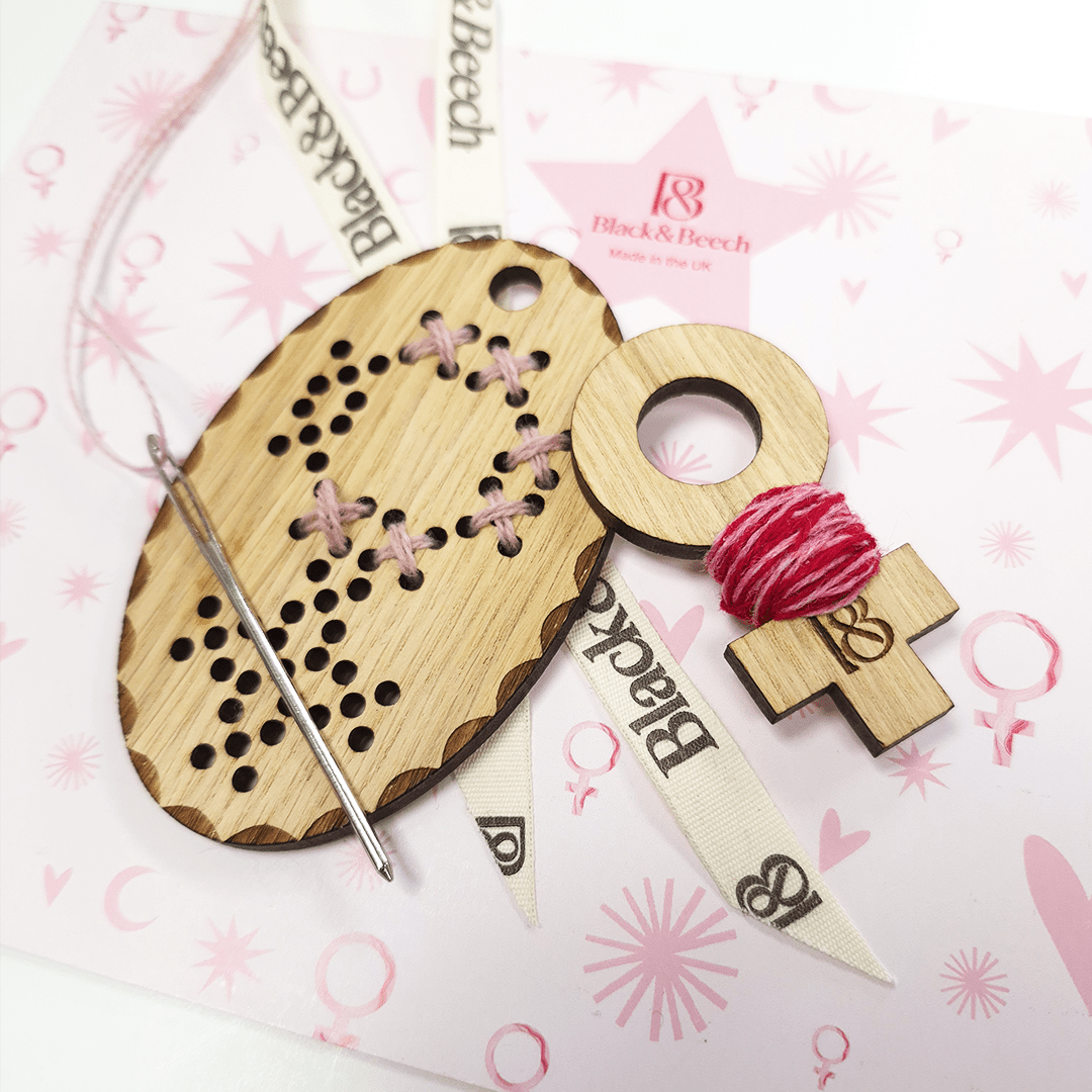 Make & Reflect - Black & Beech