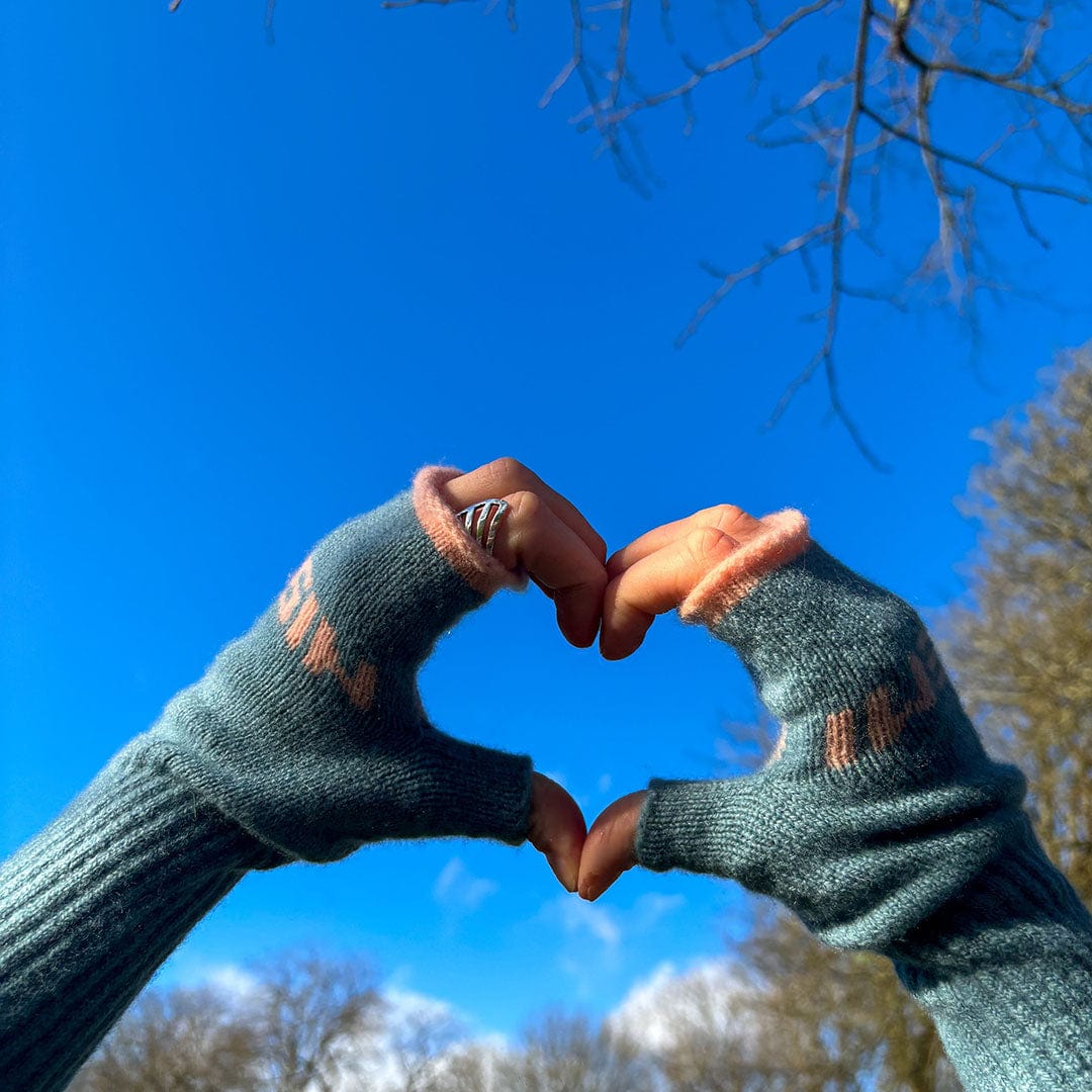 Everything - Black & Beech