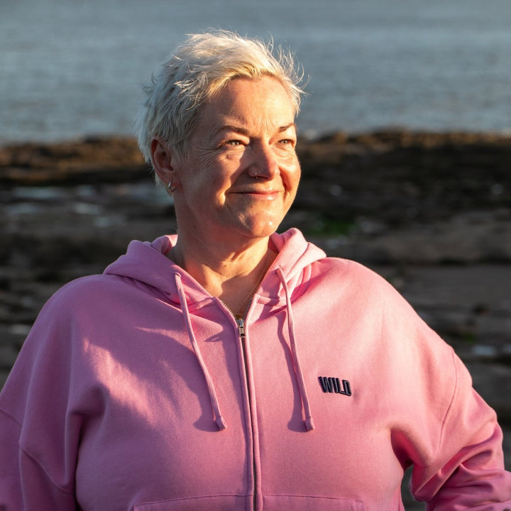 Dim Diolch Embroidered Hoodie - PREORDER - Black &amp; BeechPink with Navy Thread