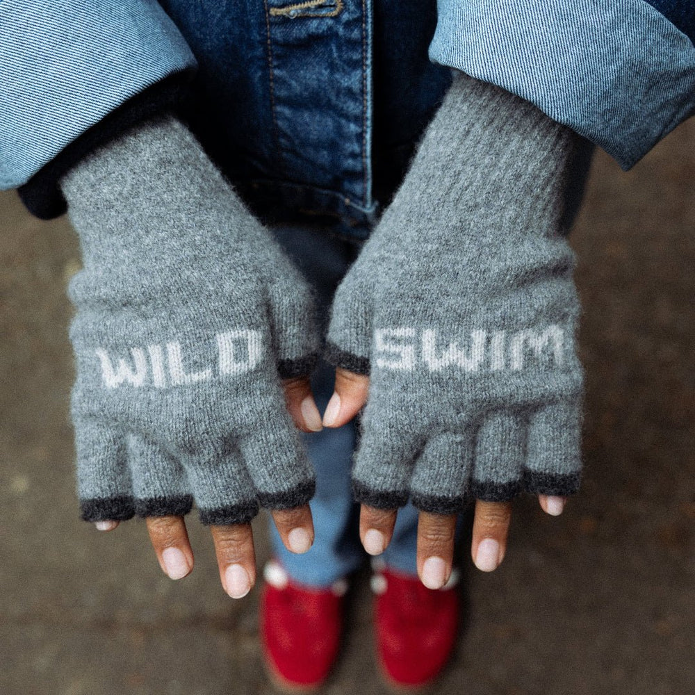 Pre-Order - Wild Swim Fingerless Gloves in Grey & Cloud - Black & Beech
