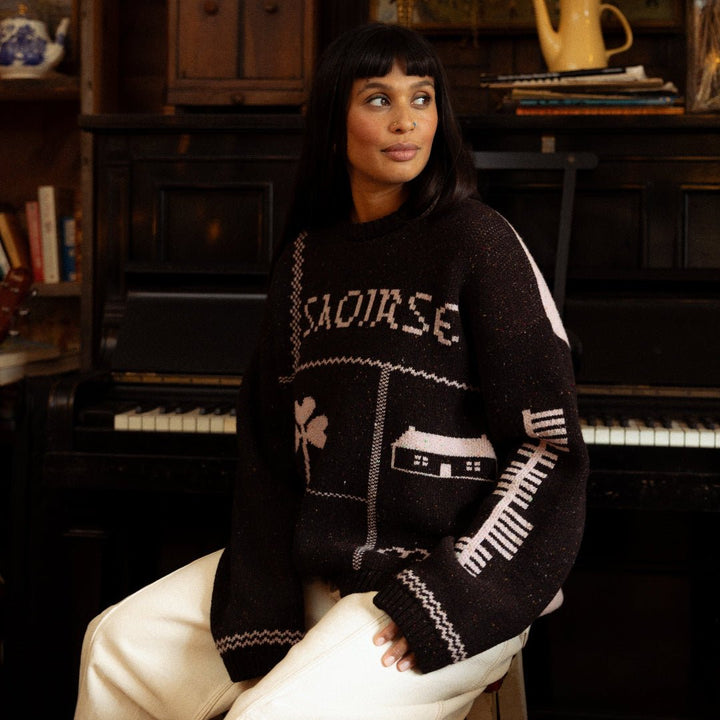 Saoirse Jumper in Peat &amp; Dogrose - Black &amp; BeechXS
