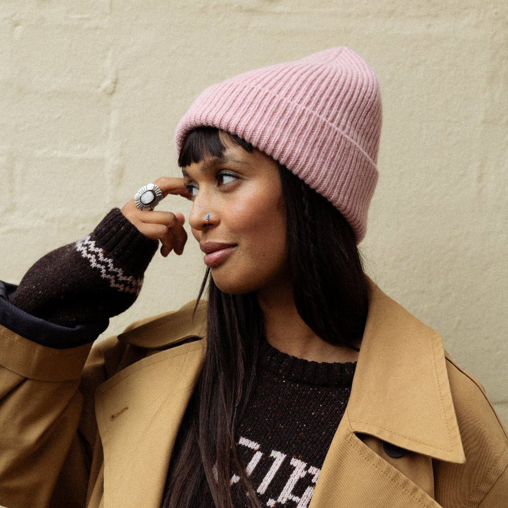 Calamine Ribbed Beanie - Black & Beech