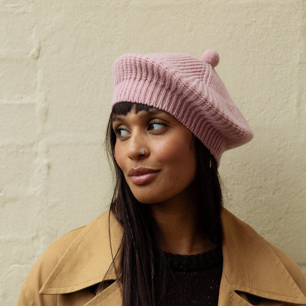 Calamine Ribbed Beret - Black & Beech