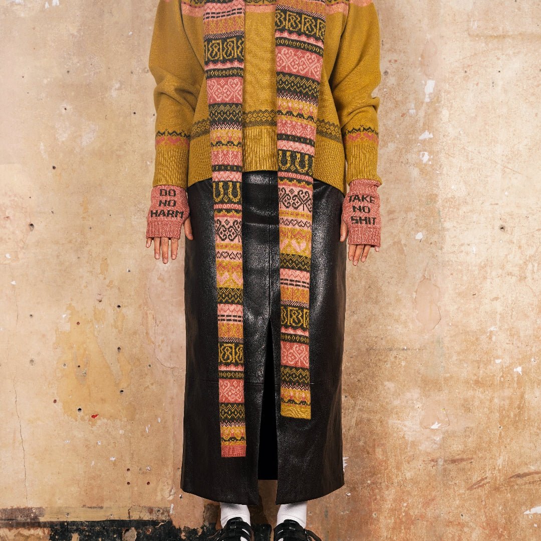 Pre-Order - Fairisle Fiadh Scarf in Kelp - Black &amp; Beech