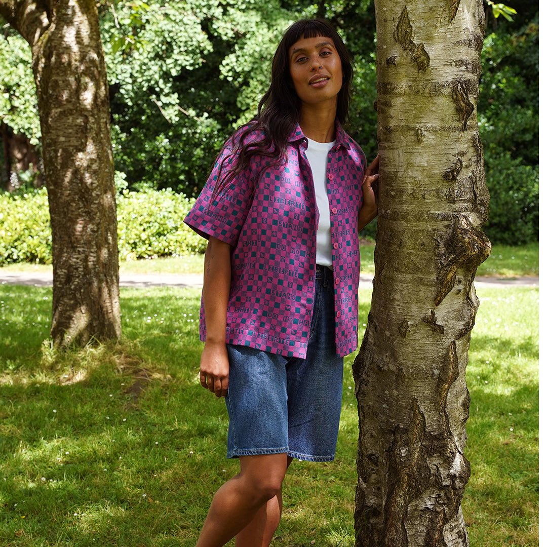 Easy-fit Organic Cotton Summer Shirt in Fuchsia &amp; Teal - Black &amp; Beech1
