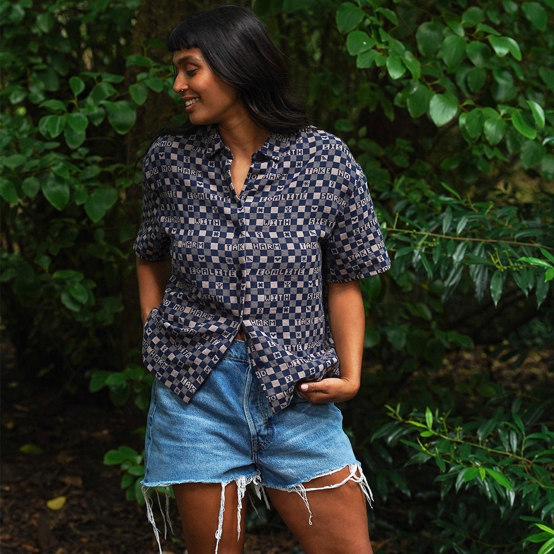 Easy-fit Organic Cotton Summer Shirt in Midnight &amp; Putty - Black &amp; Beech1
