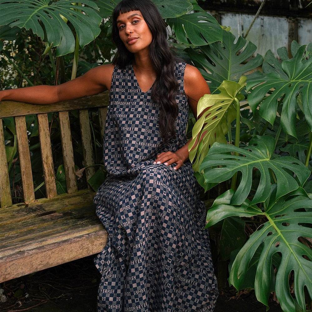 Easy-fit Organic Cotton Summer Dress in Midnight & Putty - Black & Beech1