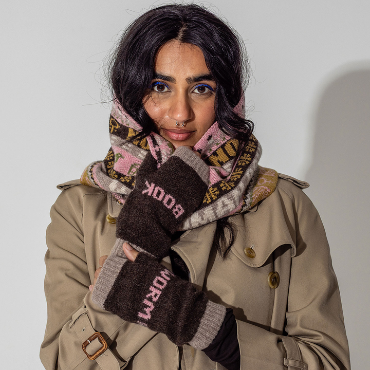 Book Worm Mittens in Cocoa with Calamine