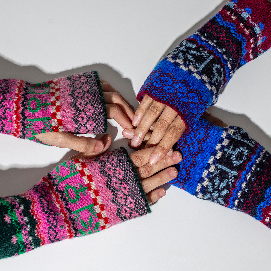 Fairisle Wrist Warmers in Bubblegum