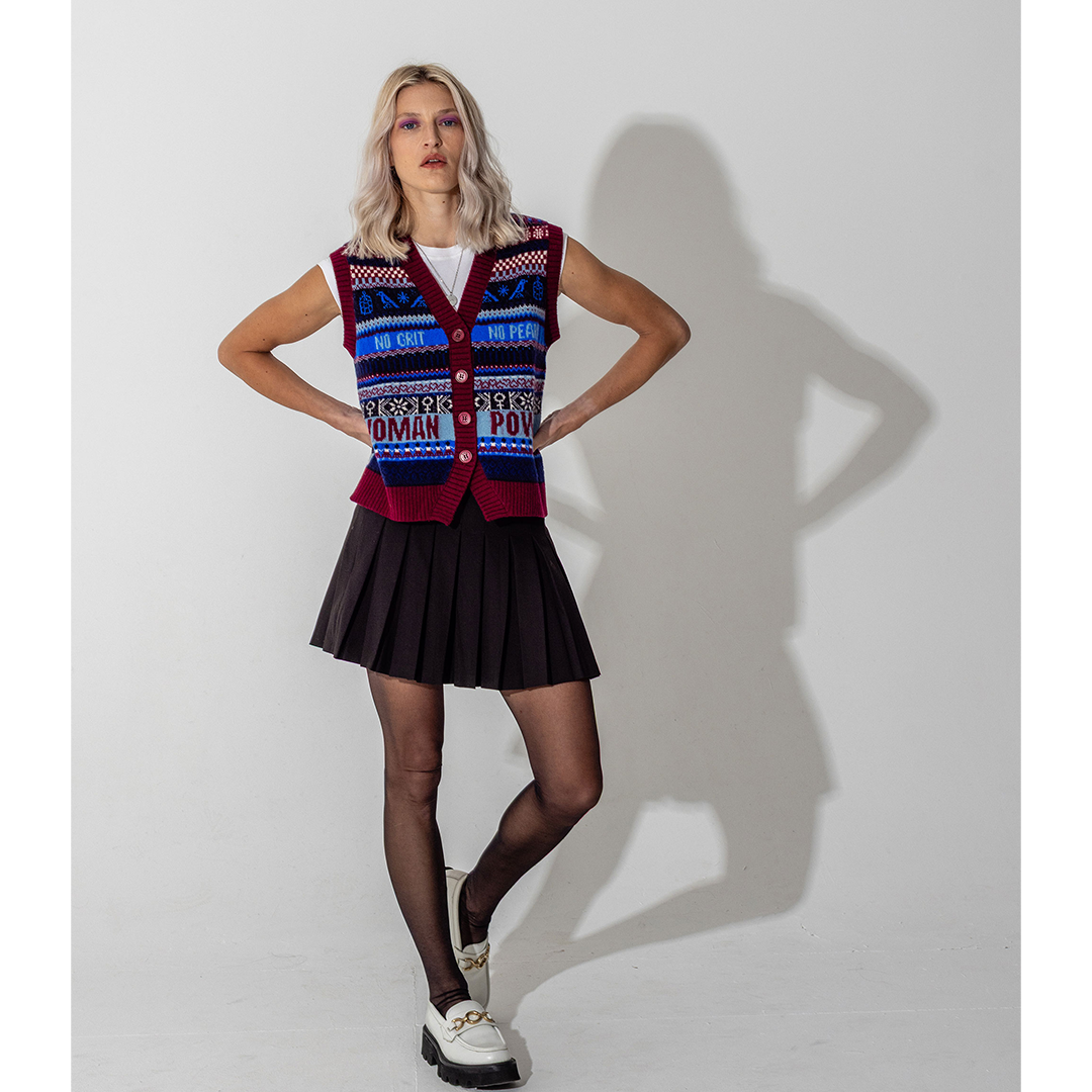 *PRE ORDER* Reversible Fairisle Lambswool Waistcoat in Klein & Claret