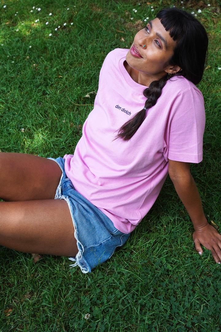 Dim Diolch Embroidered T-shirt - PREORDER