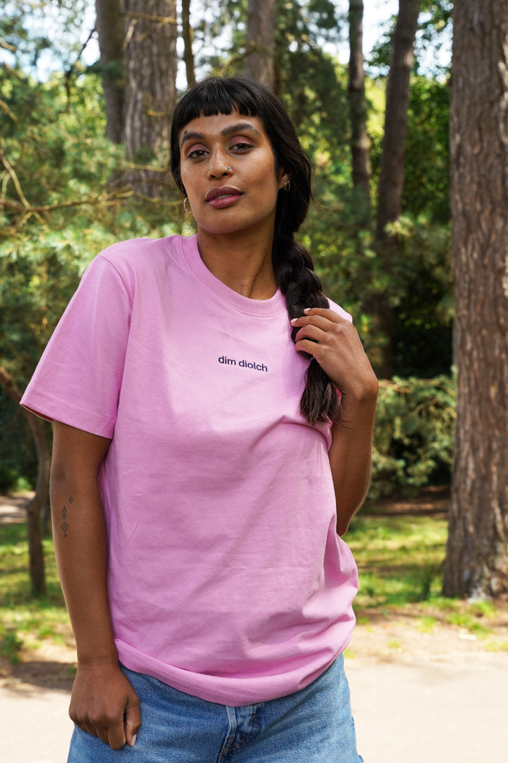 Dim Diolch Embroidered T-shirt - PREORDER