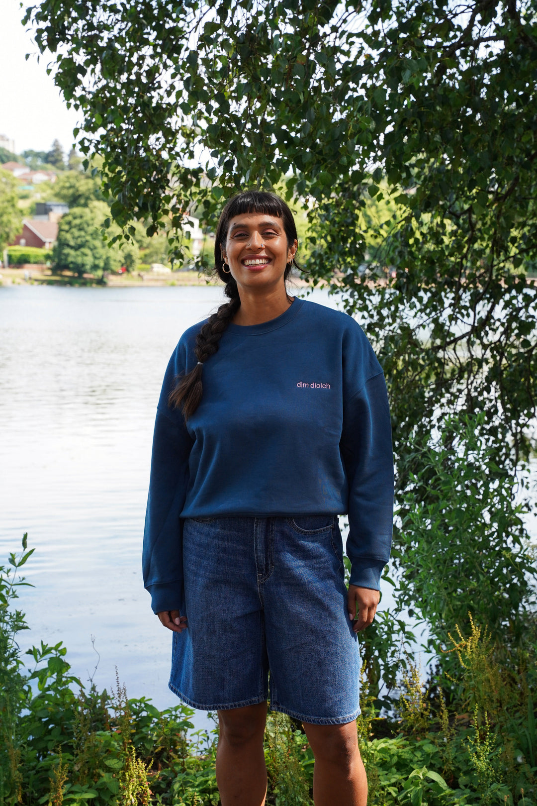 Dim Diolch Embroidered Sweatshirt - PREORDER
