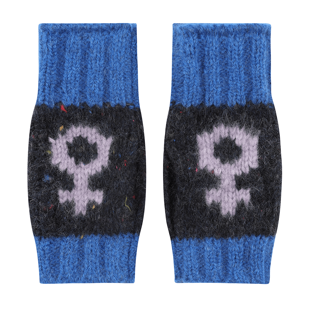 Cosmos Wrist Warmer in Nyx & Klein Gloves & Mittens Black & Beech
