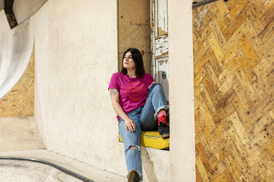 'Membre du mouvement de libération des femmes' fuchsia cotton t-shirt T-shirts Black & Beech