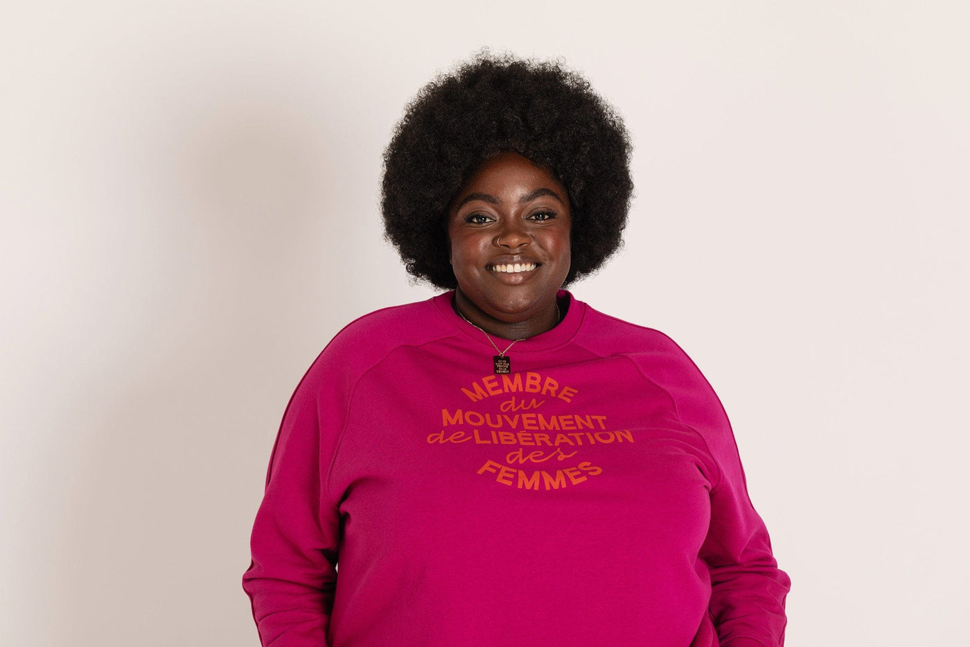 'Membre du mouvement de libération des femmes' fuchsia sweatshirt. Sweatshirts Black & Beech