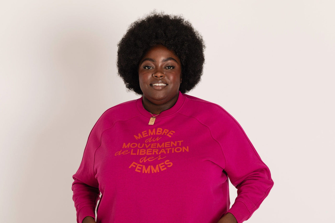 'Membre du mouvement de libération des femmes' fuchsia sweatshirt. Sweatshirts Black & Beech