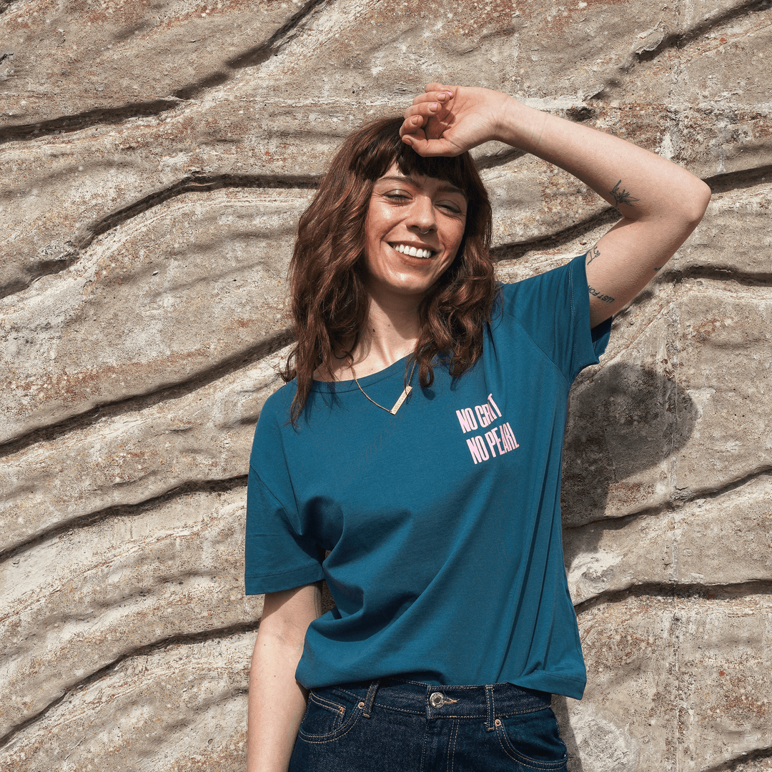 No Grit No Pearl Organic Cotton T-Shirt in Teal T-shirts Black & Beech