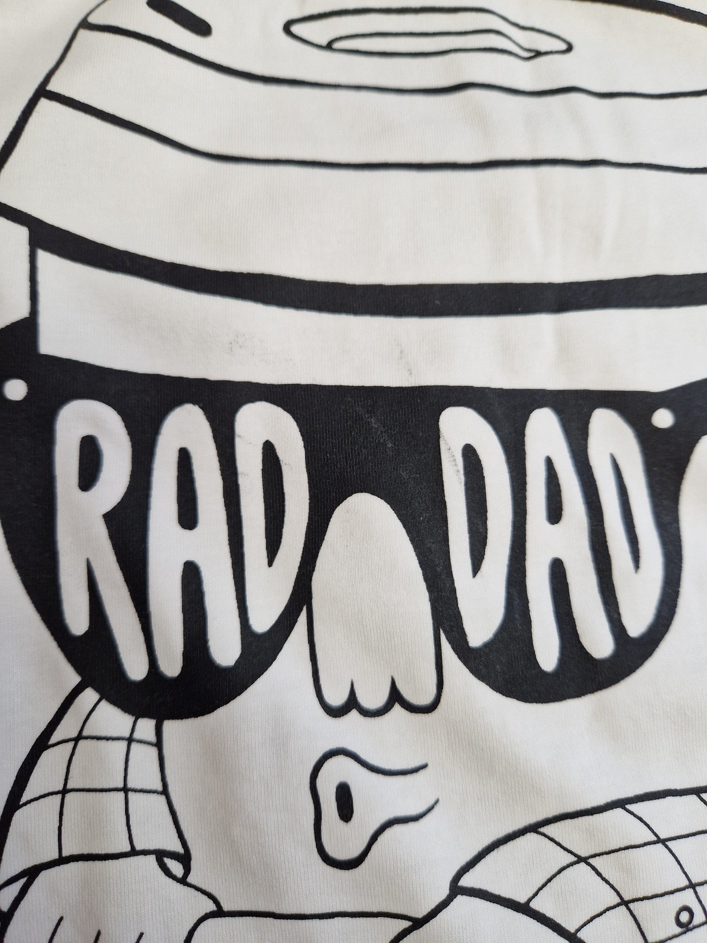 *SECONDS* RAD DAD T-Shirt in White T-shirts Black & Beech