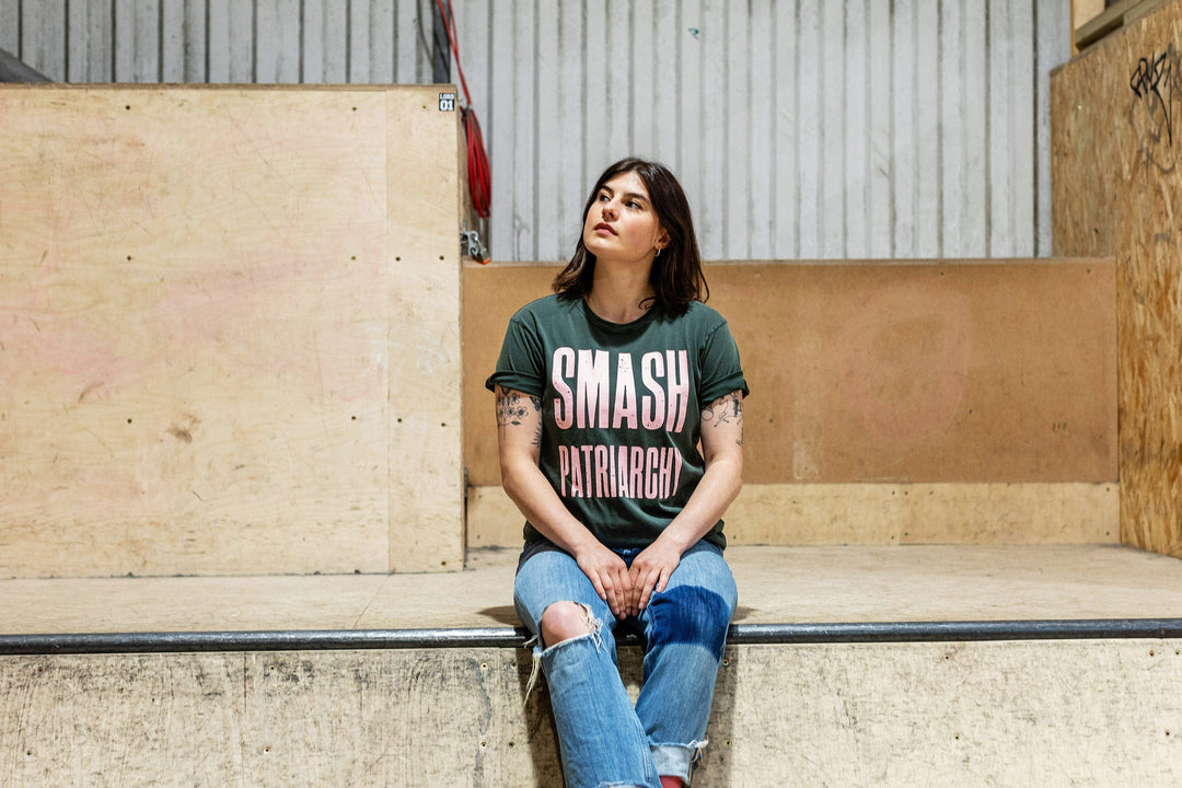 Smash Patriarchy Embrace Matriarchy Stone Wash Green Cotton T-Shirt T-shirts Black & Beech
