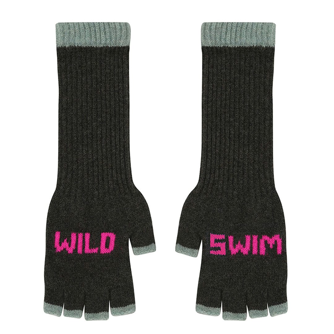 Wild Swim Fingerless Gloves in Seaweed Gloves & Mittens Black & Beech