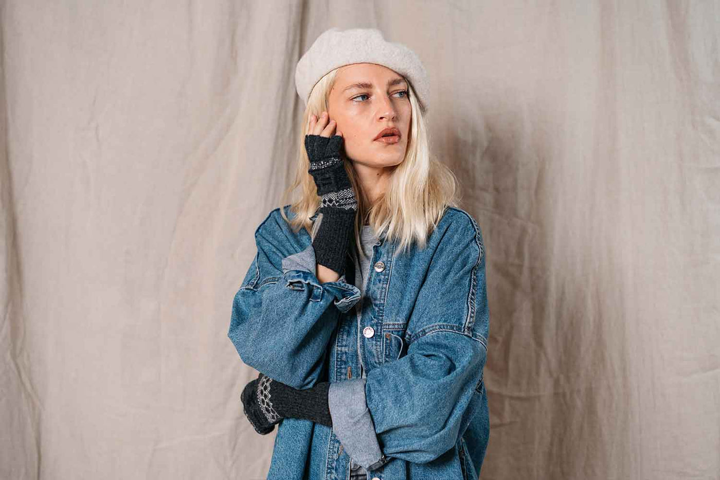 Ecru Wool Beret Black & Beech