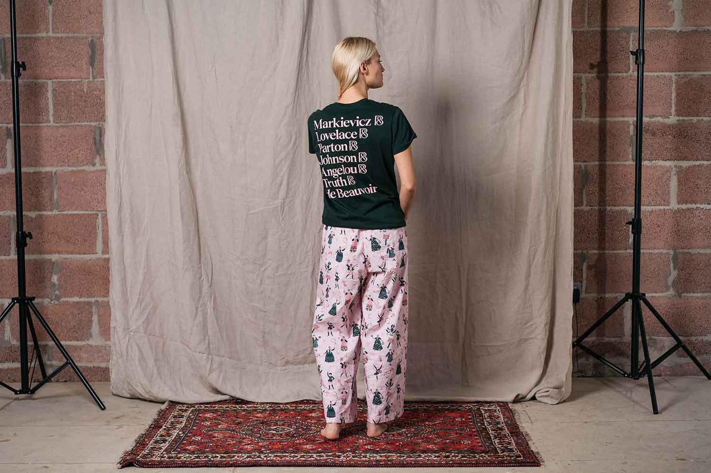 Feminist Icon Organic Cotton T Shirt Black & Beech